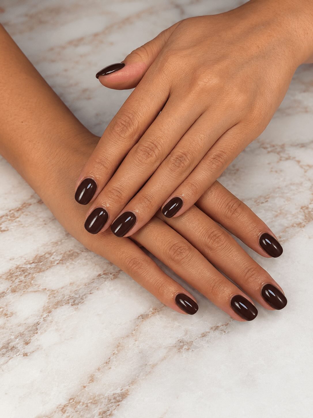manicura marron